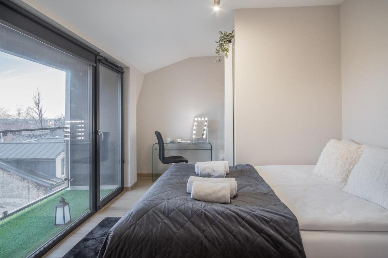 Iron Apartments Cracovie Extérieur photo