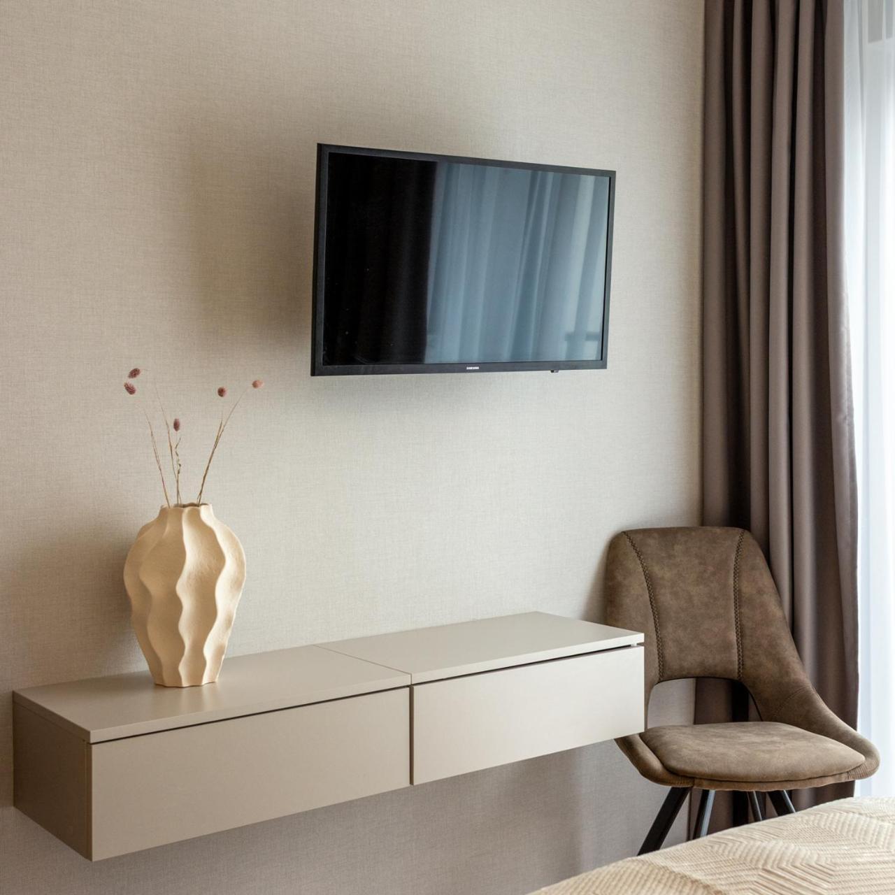 Iron Apartments Cracovie Extérieur photo